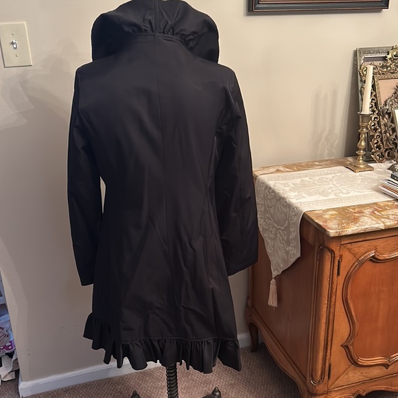 DKNY RUFFLED FRONT DRESSY FORMAL COAT BLACK / RED LINING ABOVE KNEE SIZE M - Picture 3 of 4